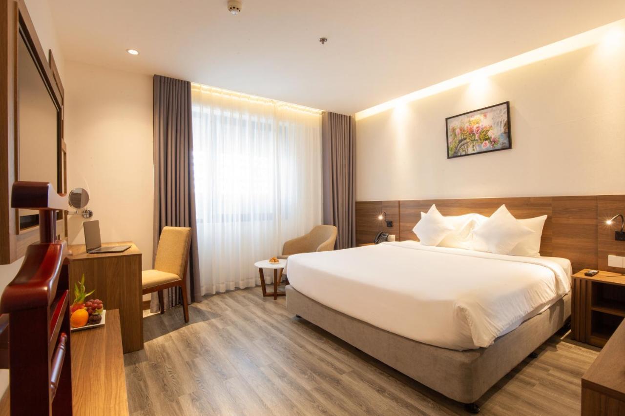 Merlot Hotel Nha Trang Buitenkant foto