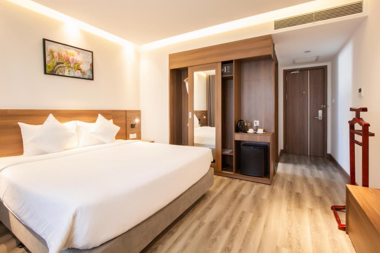 Merlot Hotel Nha Trang Buitenkant foto