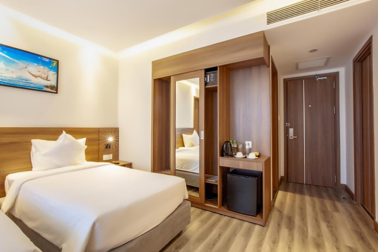 Merlot Hotel Nha Trang Buitenkant foto