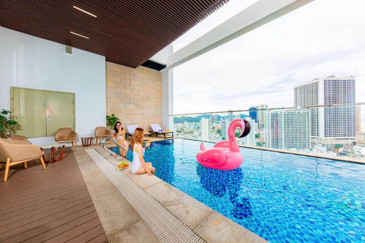 Merlot Hotel Nha Trang Buitenkant foto