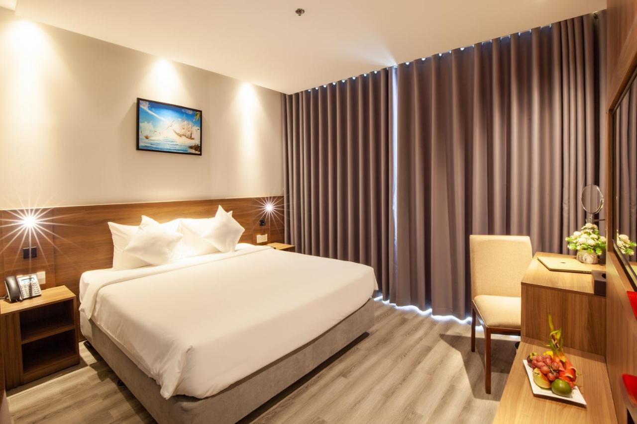 Merlot Hotel Nha Trang Buitenkant foto